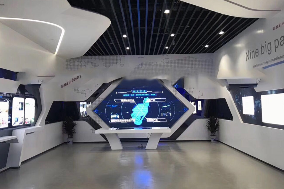 智能顯示系統(tǒng)成功入駐武漢漢南航空通用機(jī)場(chǎng)展廳